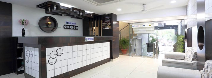 1648/Hotel Daksh Residency - Indore 02.jpg